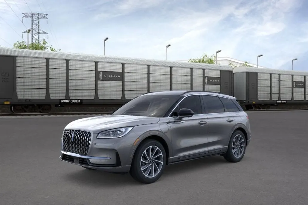 2025 Lincoln Corsair Grand Touring photo 1