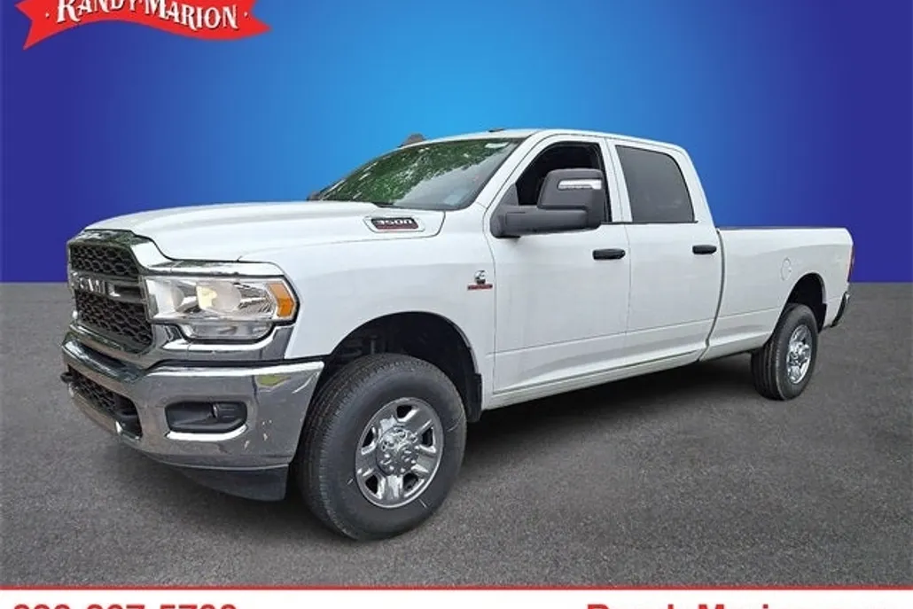 2023 Ram 3500 Tradesman photo 1