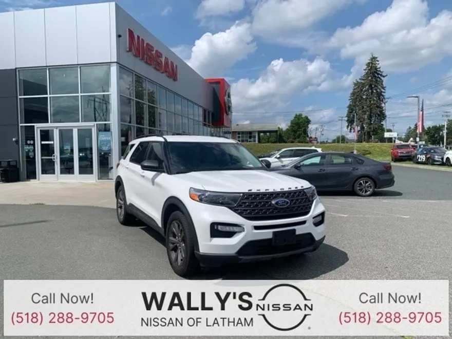 2021 Ford Explorer XLT photo 1