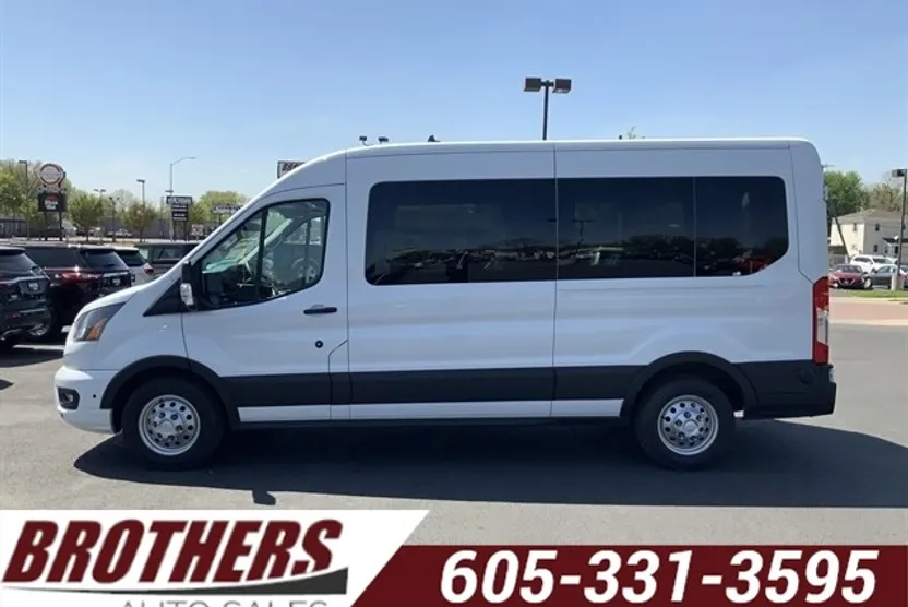2024 Ford Transit XLT photo 1