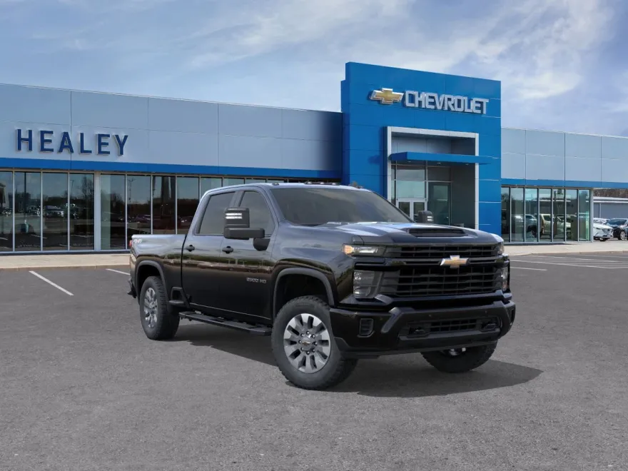 2026 Chevrolet Silverado 2500HD Custom photo 1