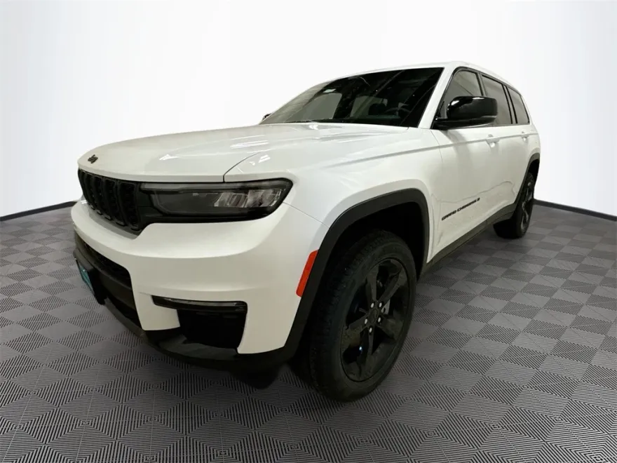 2025 Jeep Grand Cherokee Limited photo 1