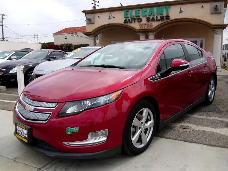 2013 Chevrolet Volt photo 1