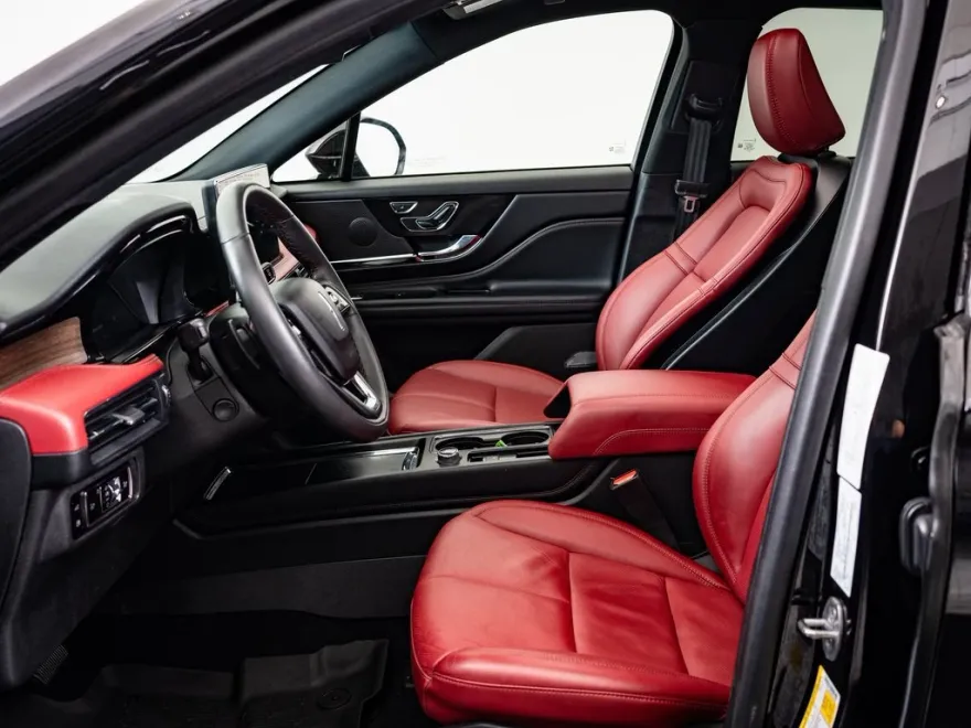 2024 Lincoln Corsair Grand Touring photo 1