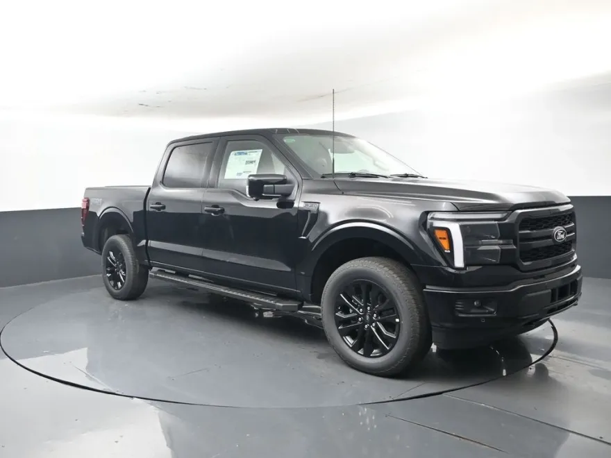 2025 Ford F-150 Lariat photo 1