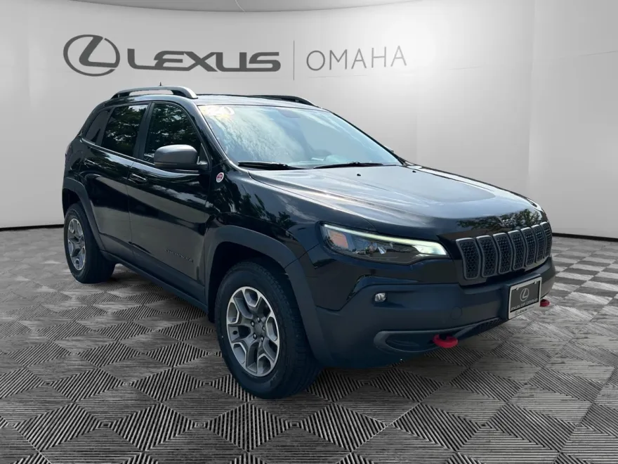 2020 Jeep Cherokee Trailhawk photo 1
