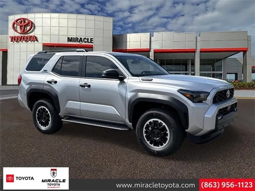 2025 Toyota 4Runner TRD Off-Road photo 1