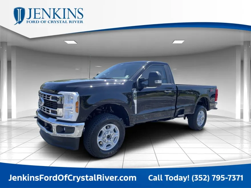2025 Ford F-350 XLT photo 1
