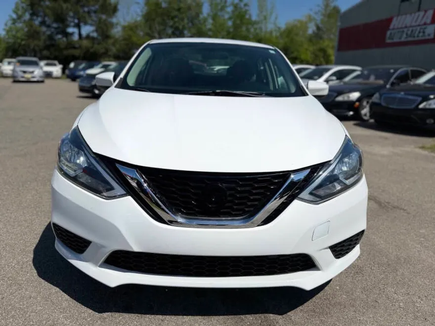 2017 Nissan Sentra SV photo 1