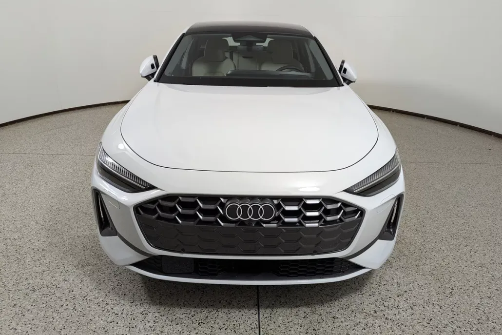 2025 Audi A5 2.0T Prestige photo 1