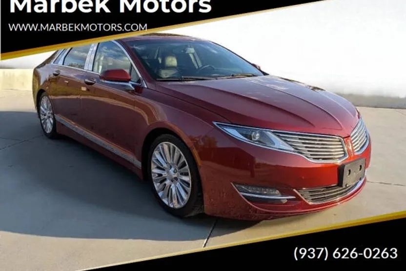 2014 Lincoln MKZ Base photo 1