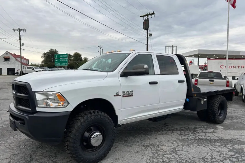 2018 Ram 3500 Tradesman photo 1