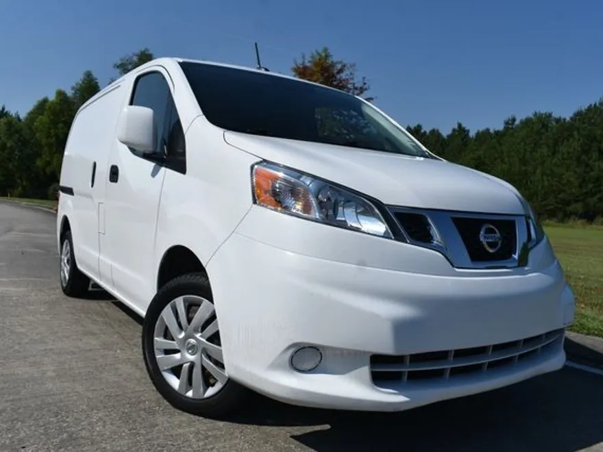 2020 Nissan NV200 SV photo 1