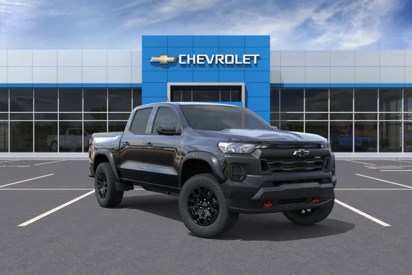 2025 Chevrolet Colorado Trail Boss photo 1