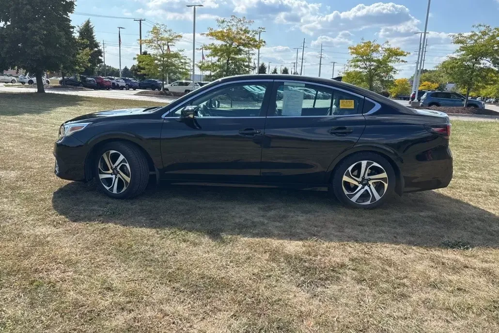 2022 Subaru Legacy Limited photo 1