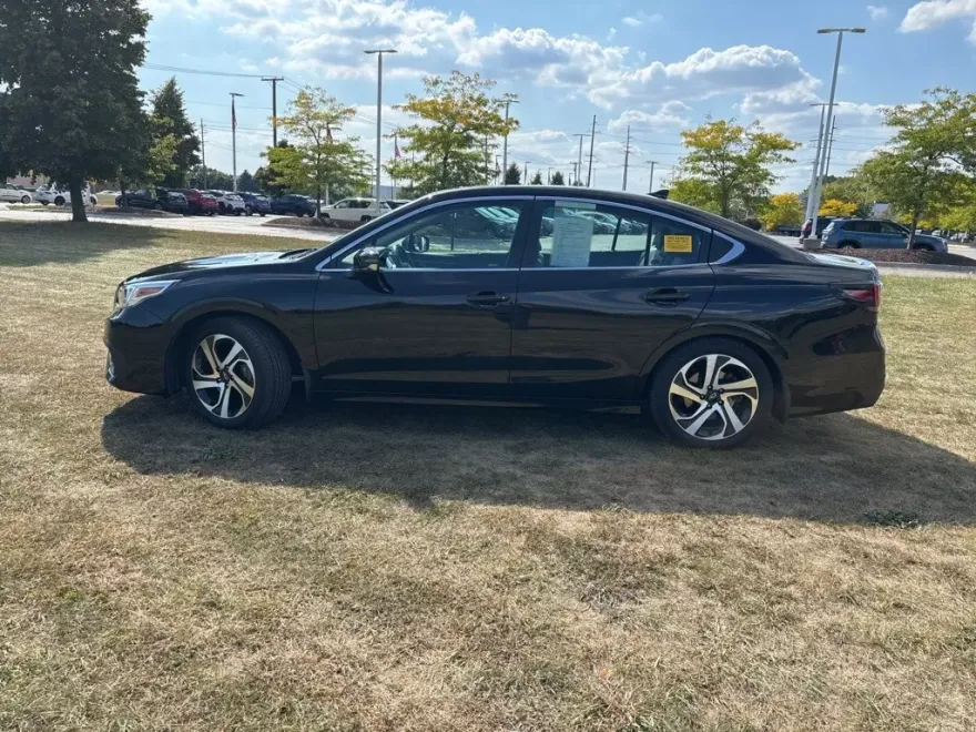 2022 Subaru Legacy Limited photo 1