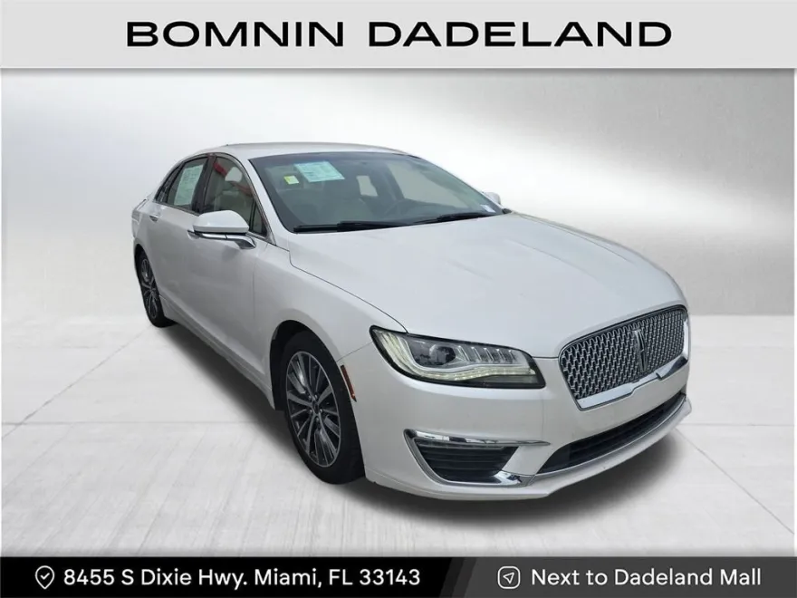 2017 Lincoln MKZ Hybrid Premiere photo 1