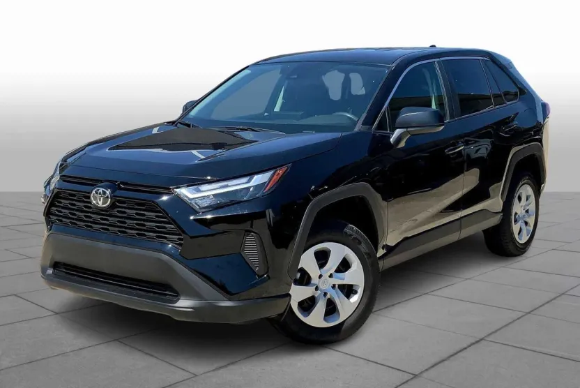2025 Toyota RAV4 LE photo 1