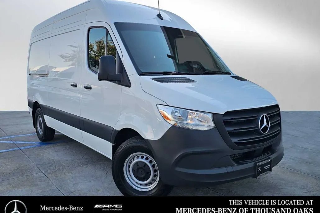 2025 Mercedes Benz Sprinter 2500 Standard Roof photo 1