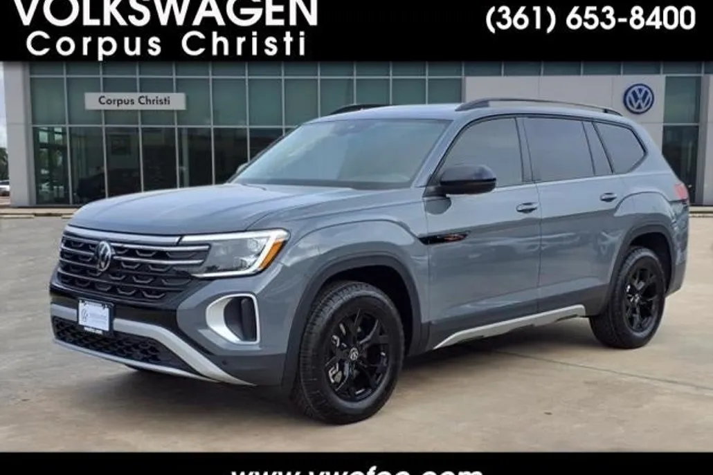 2025 Volkswagen Atlas Peak Edition SE photo 1