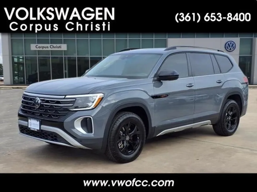 2025 Volkswagen Atlas Peak Edition SE photo 1