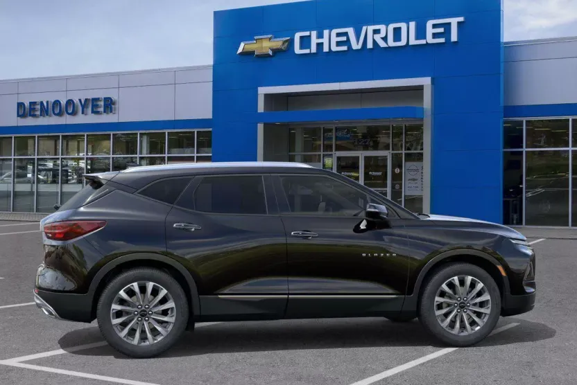 2025 Chevrolet Blazer Premier photo 1