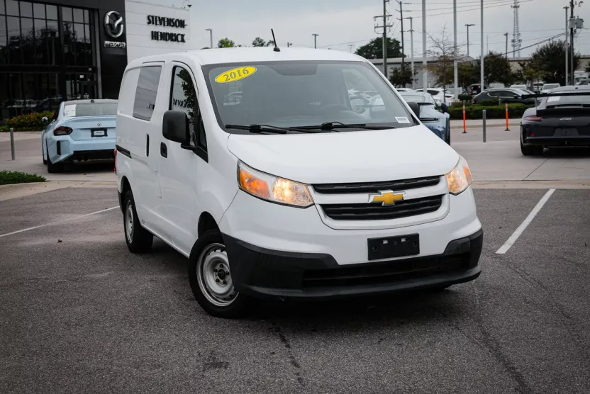 2016 Chevrolet Express Cargo Van LT photo 1