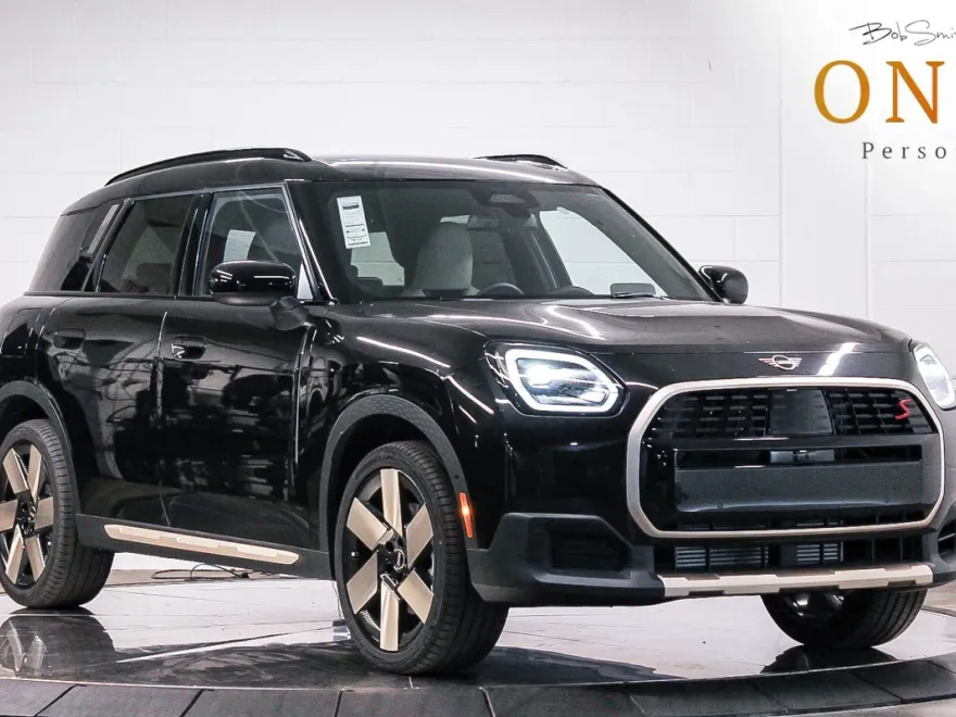 2025 Mini Countryman S ALL4 Iconic photo 1