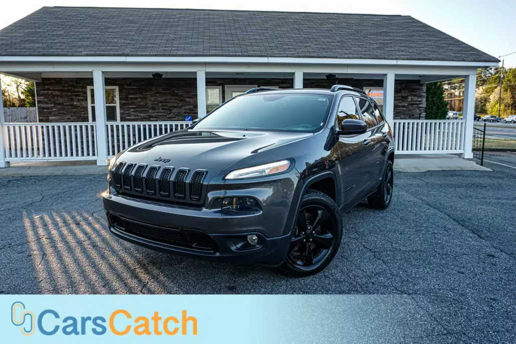2016 Jeep Cherokee Latitude photo 1