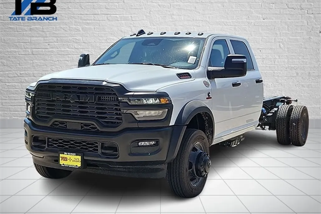 2026 Ram 5500 Tradesman photo 1