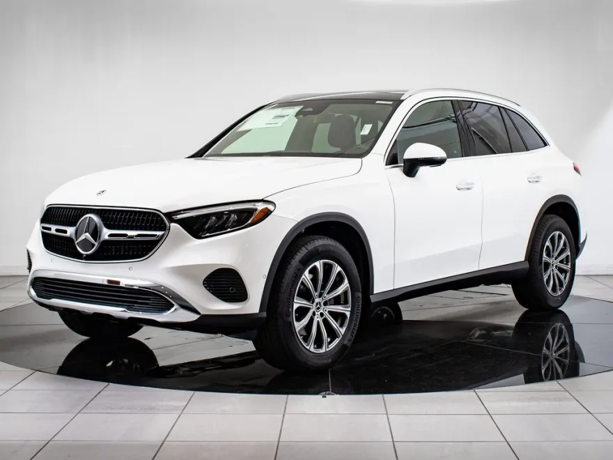 2025 Mercedes Benz GLC 300 4MATIC photo 1
