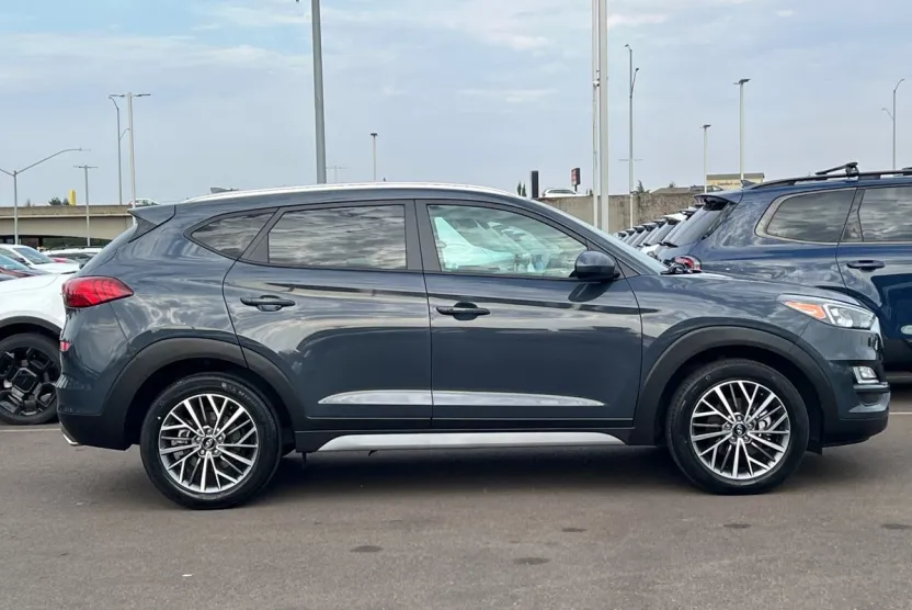 2019 Hyundai Tucson SEL photo 1