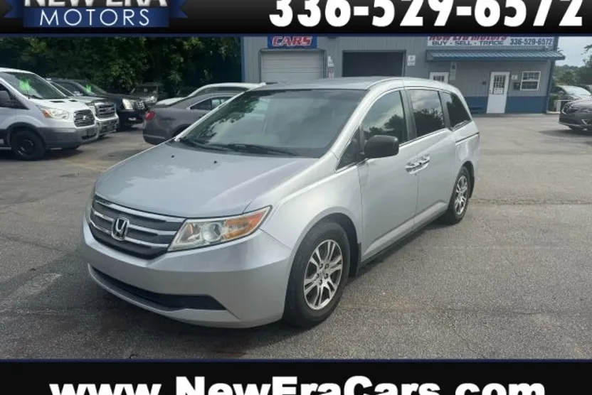 2013 Honda Odyssey EX photo 1