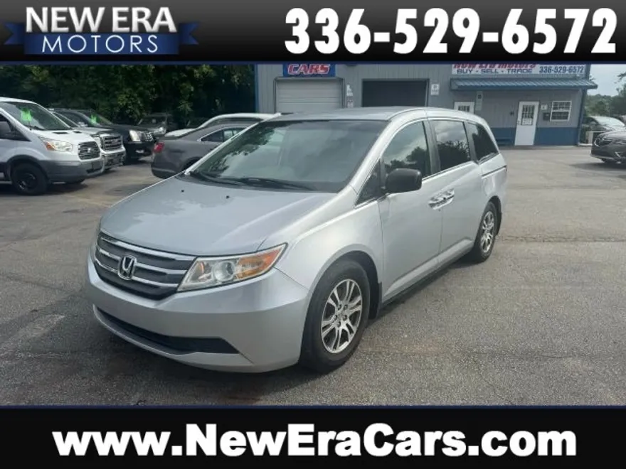 2013 Honda Odyssey EX photo 1