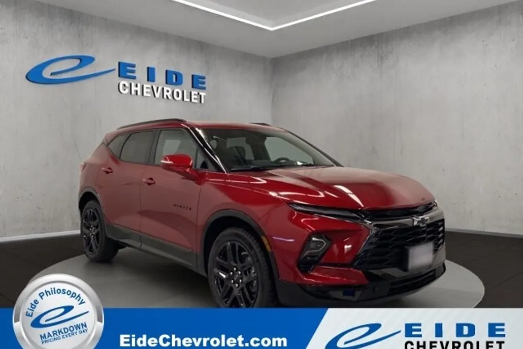 2025 Chevrolet Blazer RS photo 1