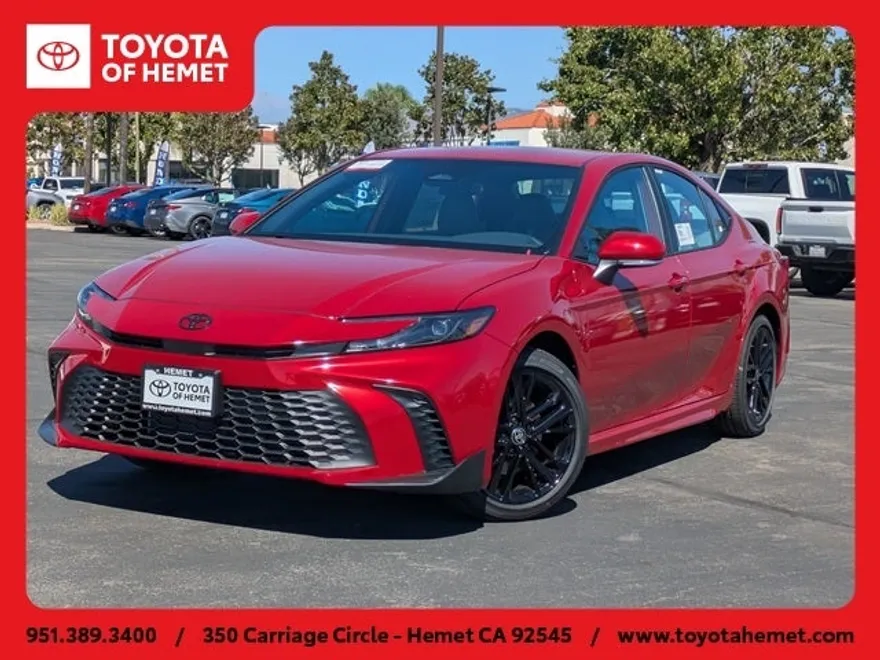 2026 Toyota Camry SE photo 1