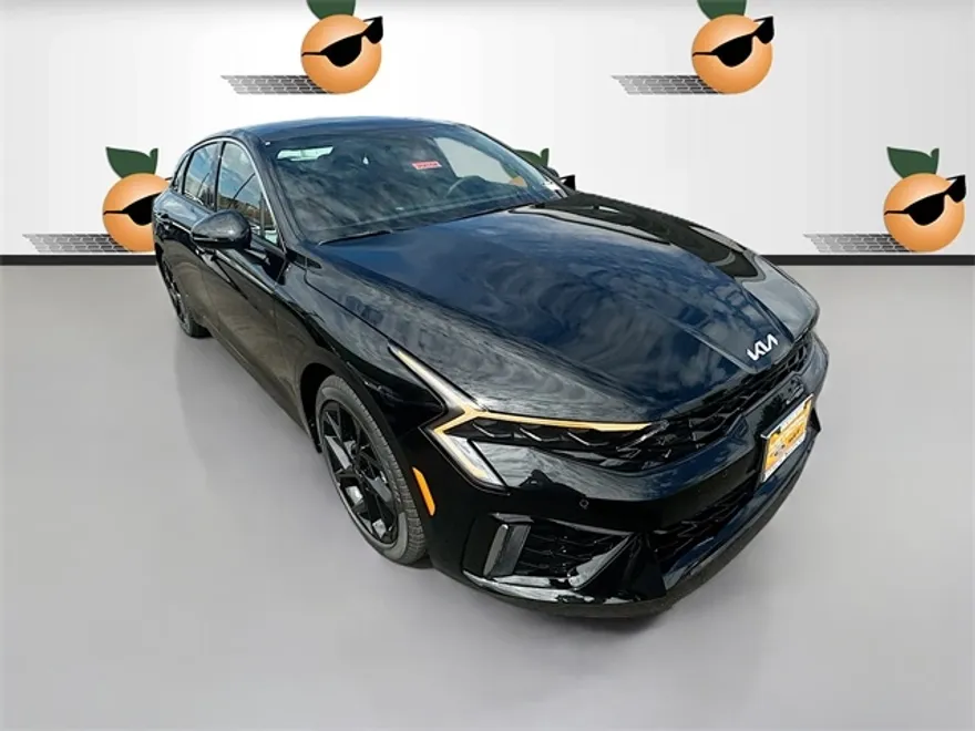 2026 Kia K5 GT-Line photo 1