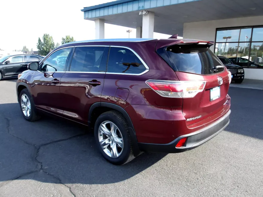 2015 Toyota Highlander Limited photo 1