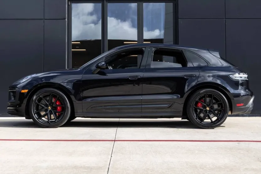 2023 Porsche Macan GTS photo 1