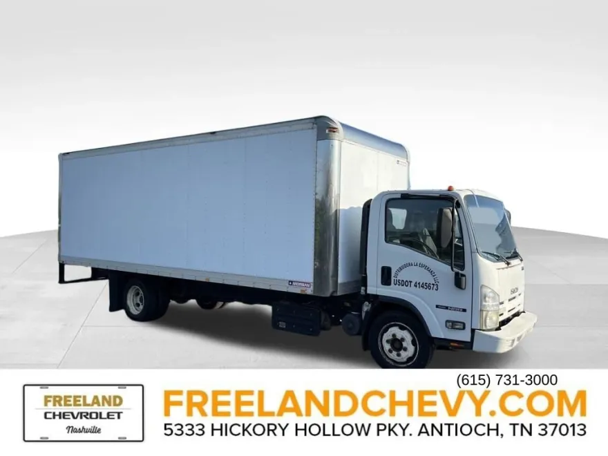 2013 Isuzu NQR/NRR photo 1