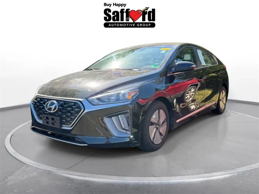 2022 Hyundai Ioniq SE photo 1