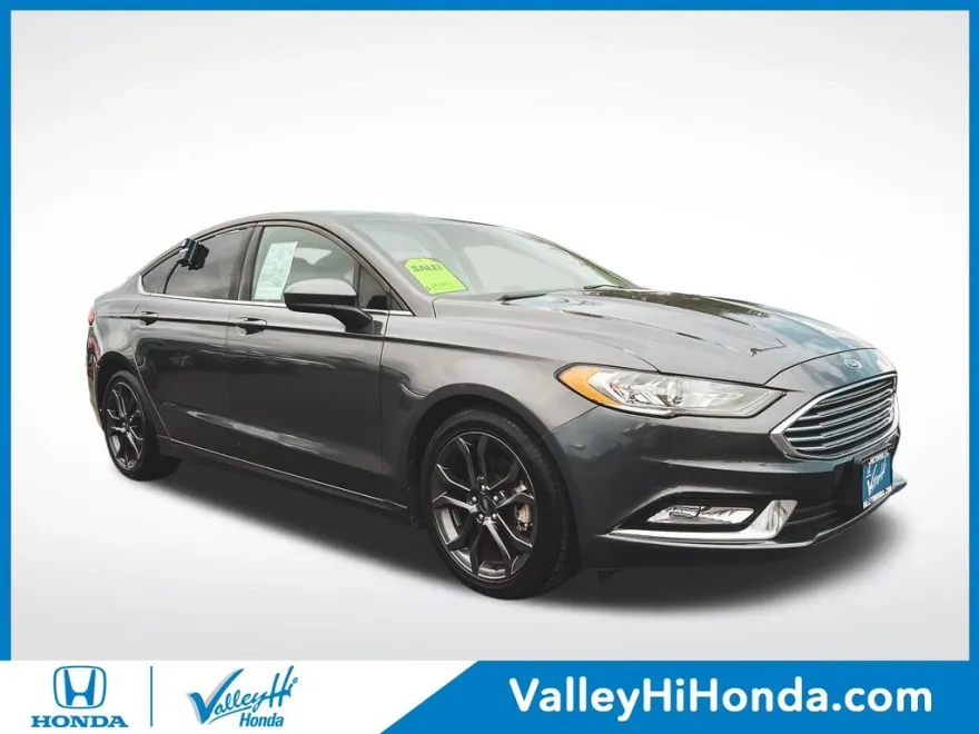 2018 Ford Fusion SE photo 1