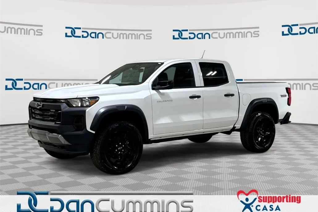 2026 Chevrolet Colorado Trail Boss photo 1