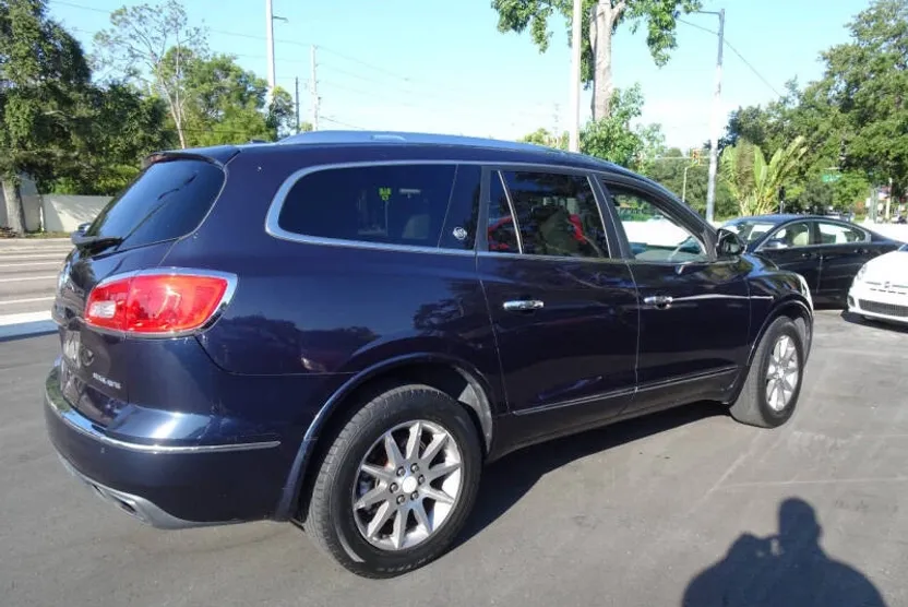 2015 Buick Enclave Leather photo 1