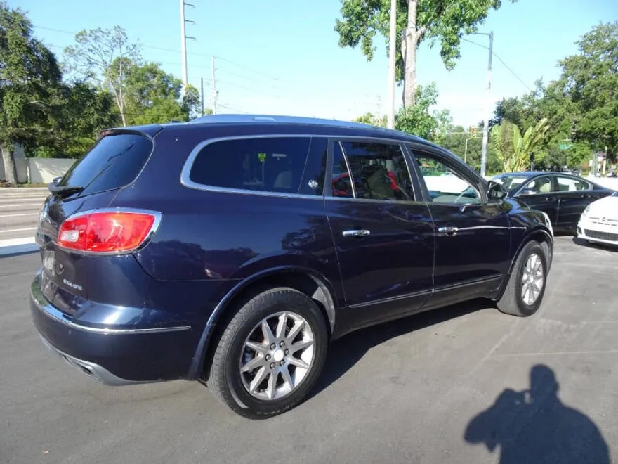 2015 Buick Enclave Leather photo 1