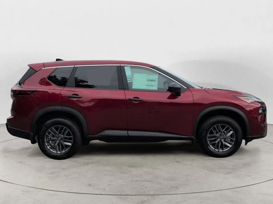 2026 Nissan Rogue S photo 1