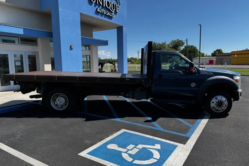 2015 Ford F-450 XLT photo 1