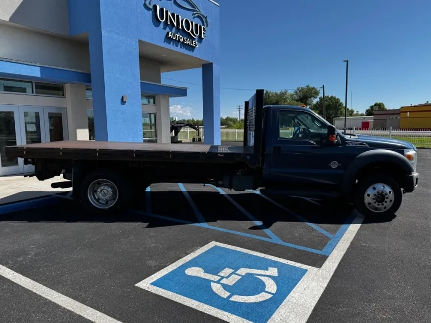 2015 Ford F-450 XLT photo 1