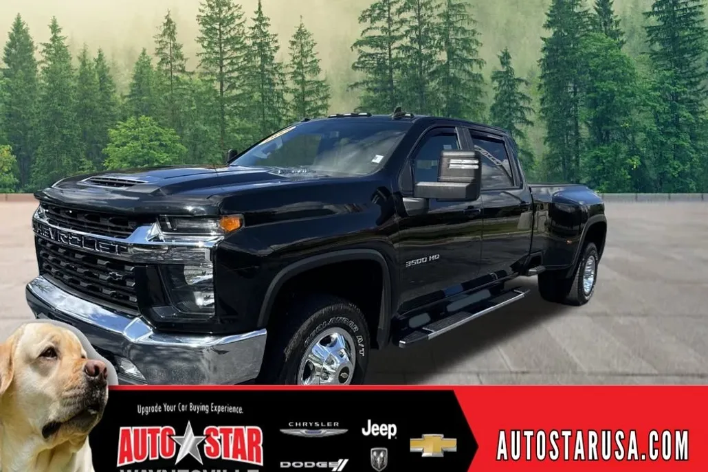 2022 Chevrolet Silverado 3500HD LT photo 1