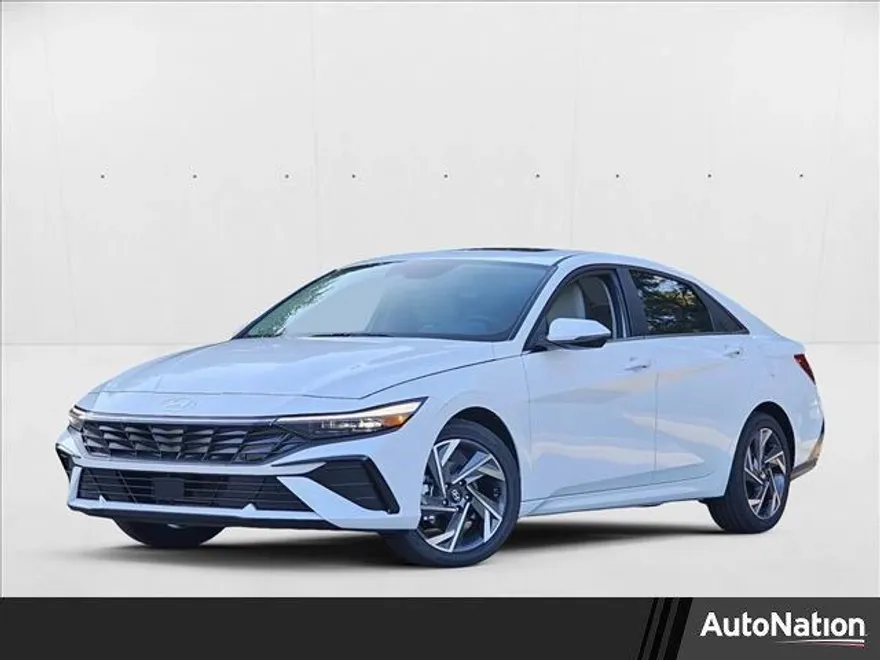 2025 Hyundai Elantra Limited photo 1